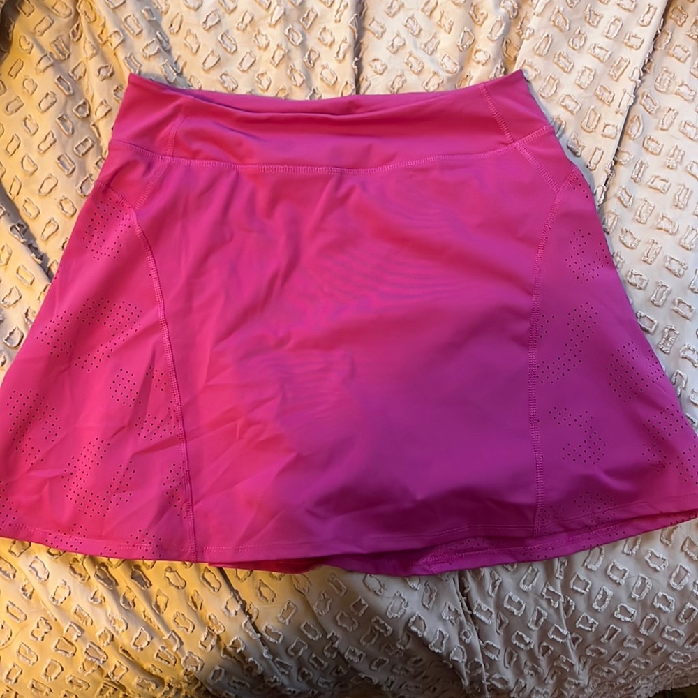 Pink size small tennis skirt!